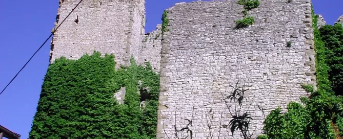 MAEC Cortona itinerari culturali sentiero della Rocca, la Rocca di Pierle