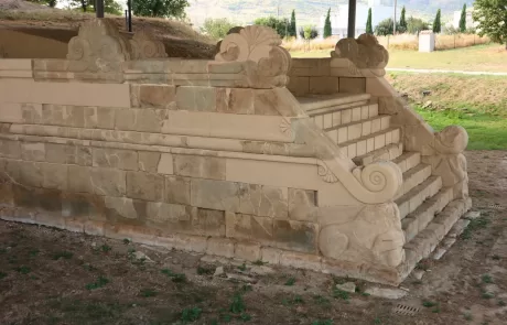 MAEC Area archeologica del Sodo la scalinata altare